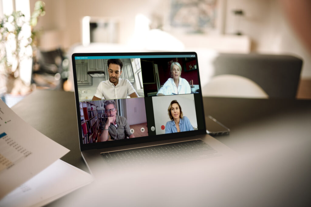 Synchronous Conference Synchronous VS Asynchronous Communication: and its importance in remote ...